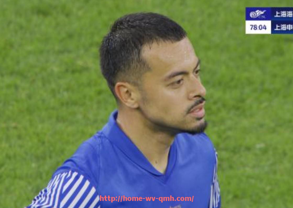 球盟会官网-保罗加盟火箭队照片回顾及赛季表现分析